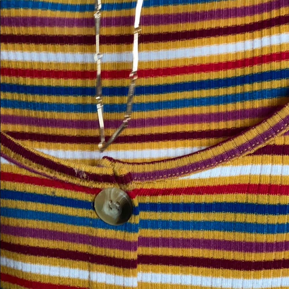 Top - Picture 2 of 3